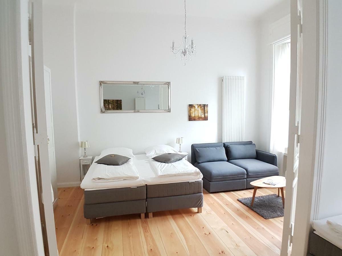 Lang Re By Rockchair Apartments L Superhost Status L 2 Bedrooms Boxspringbeds In City Center - Cozy Family & Business Flair Welcomes You! Berlin Exterior foto